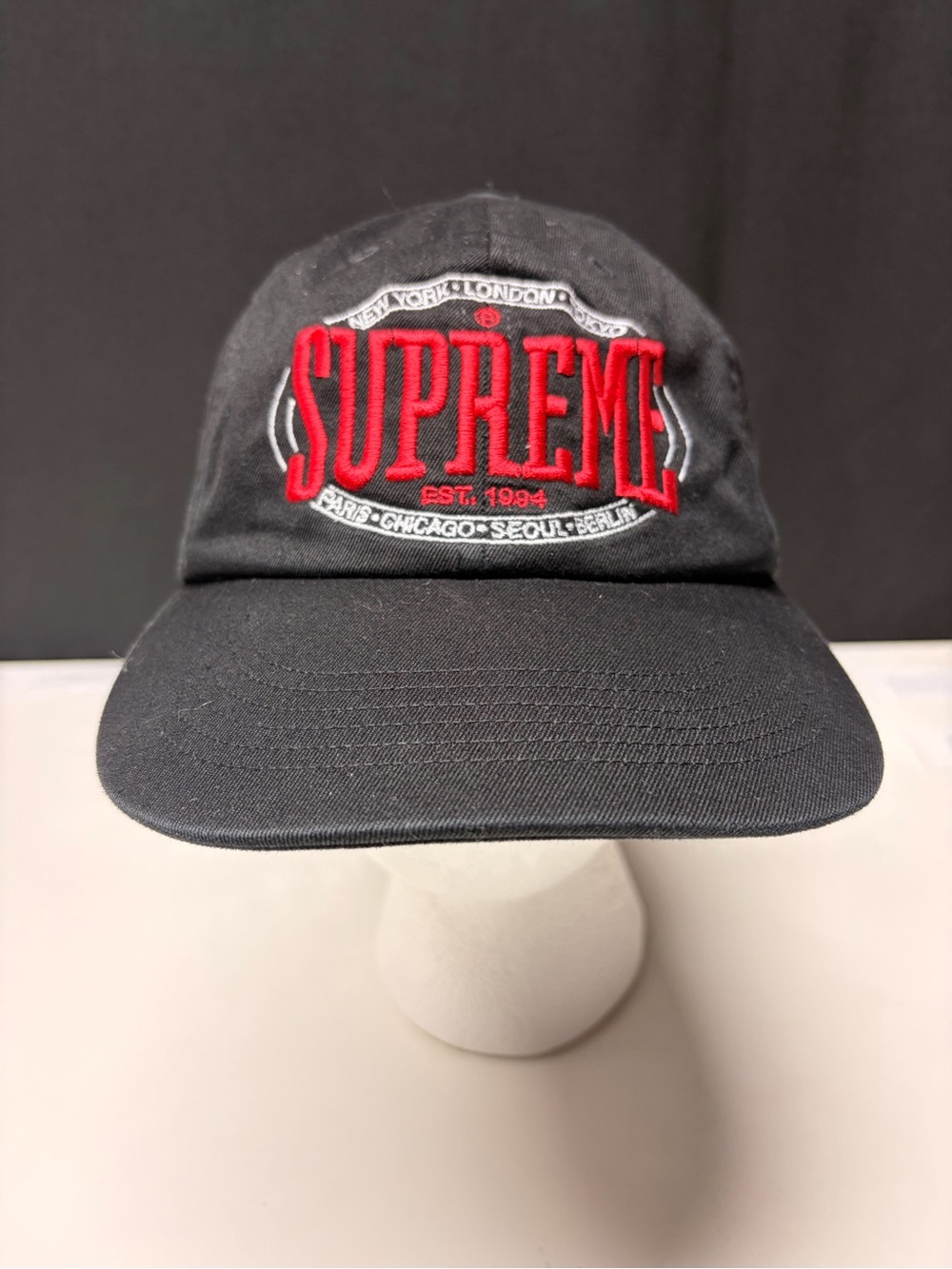 Supreme warm up 6 panel hat.
